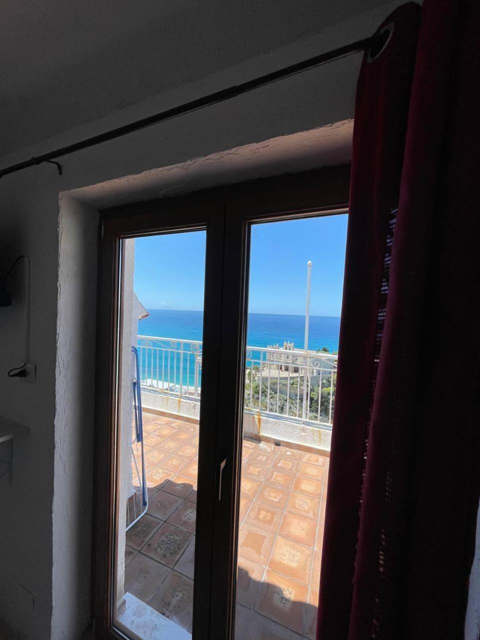 Lady White Hotel Tropea Bagian luar foto